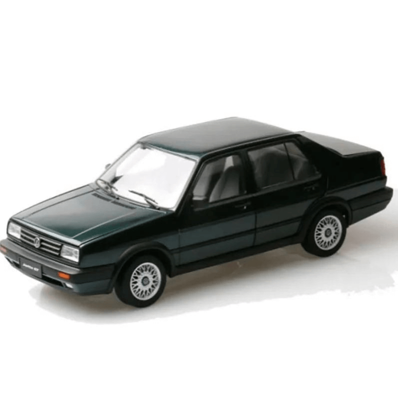 Miniatura Volkswagen Jetta GT Escala 1/18 Fundido Colecionável Portas Abríveis
