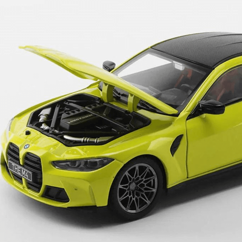 BMW M4 G82 - 1/18