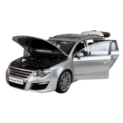 Passat R36 - 1/18
