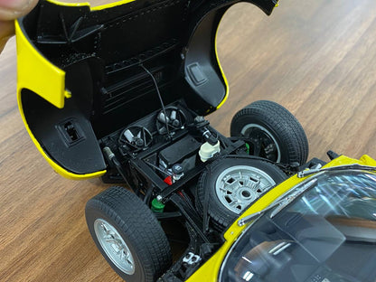 Lamborghini Miura SV Yellow - 1/18