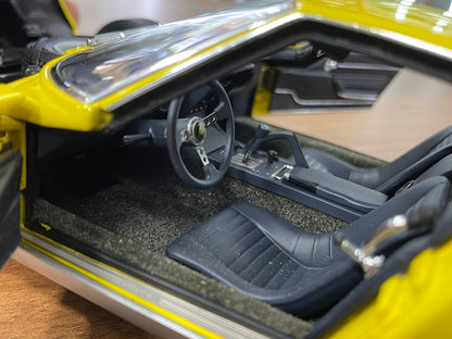 Lamborghini Miura SV Yellow - 1/18