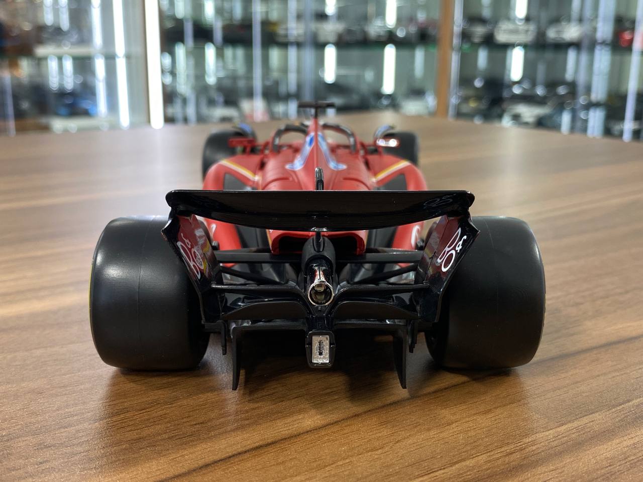 1/18 Metal Diecast Bburago Ferrari SF 24 C. Leclerc #16 in Matt Red