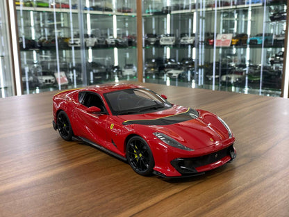 1/18 Metal Diecast Bburago Ferrari Ferrari 812 Competizione in Red