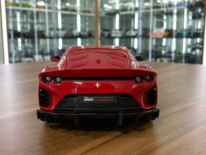1/18 Metal Diecast Bburago Ferrari Ferrari 812 Competizione in Red