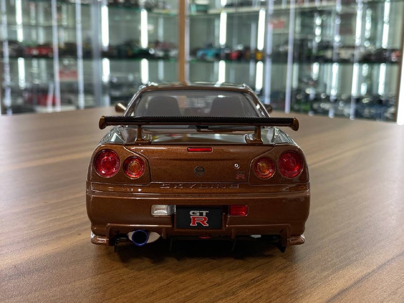 Nissan Skyline GT-R R34 1/18 – Metallic Bronze