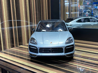 Porsche Cayenne Minichamps|Sold in Dturman.com Dubai UAE.